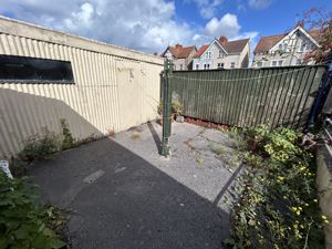 Photo 13- click for photo gallery